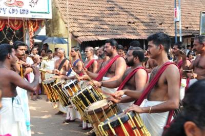 Kerala’s own unique ‘panchavadyam’...Creating the festival mood